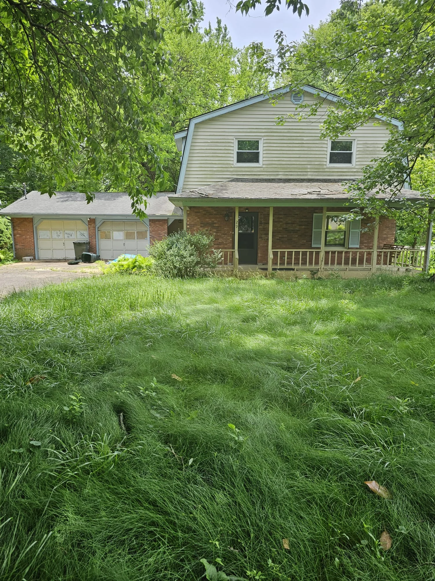 The original 29 Timothy Lane exterior before renovation